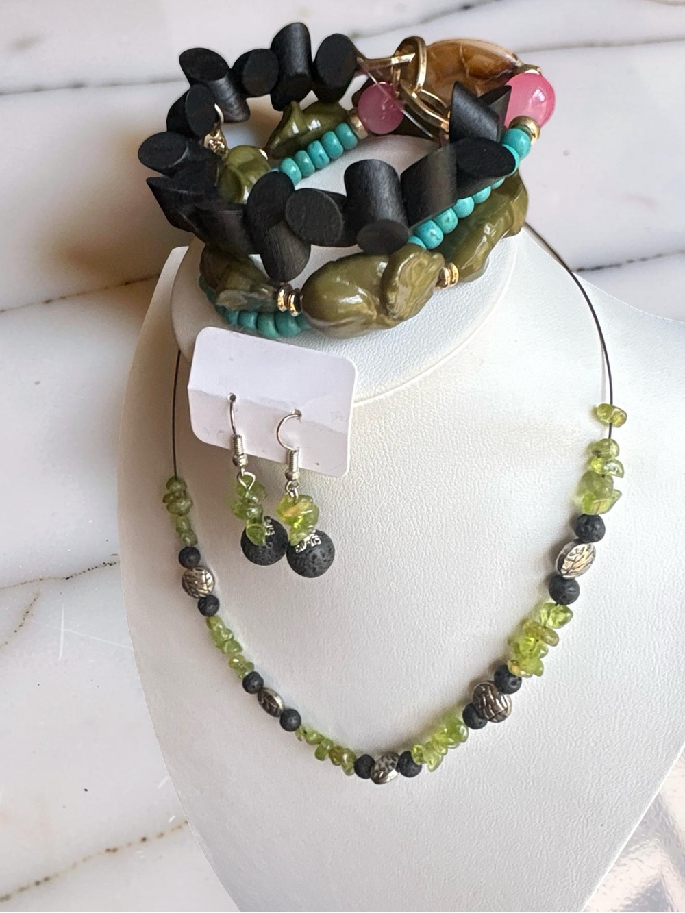 Handcrafted Peridot Green Gemstone Necklace & Earring Set With Bracelet - Picture 2 of 5